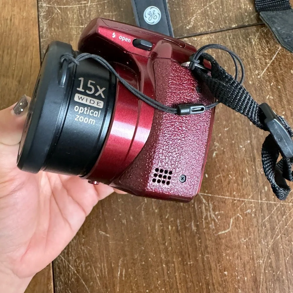 GE X5‎ Power Pro Series 14.1 MP Digital Camera with 15X Optical Zoom Red WORKS